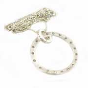 Halskæde med rundt vedhæng - sølv